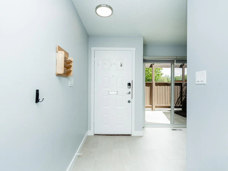 6953 Arlington Street, Vancouver, BC, V5S 3P1 - 6