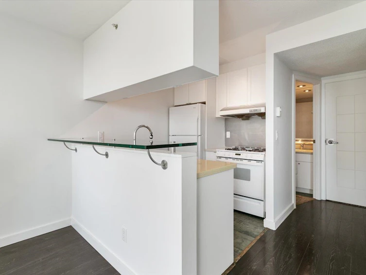 1705-1003 Burnaby Street, Vancouver, BC, V6E 4R7 - 5