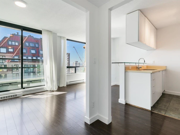 1705-1003 Burnaby Street, Vancouver, BC, V6E 4R7 - 9