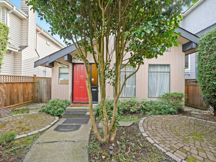 1554 W 65th Avenue, Vancouver, BC, V6P 2R1 - 6