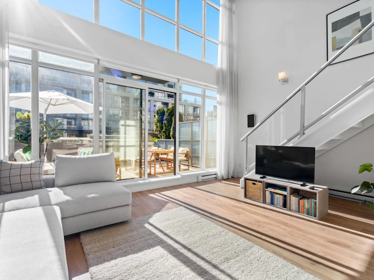 310-429 W 2nd Avenue, Vancouver, BC, V5Y 1E3