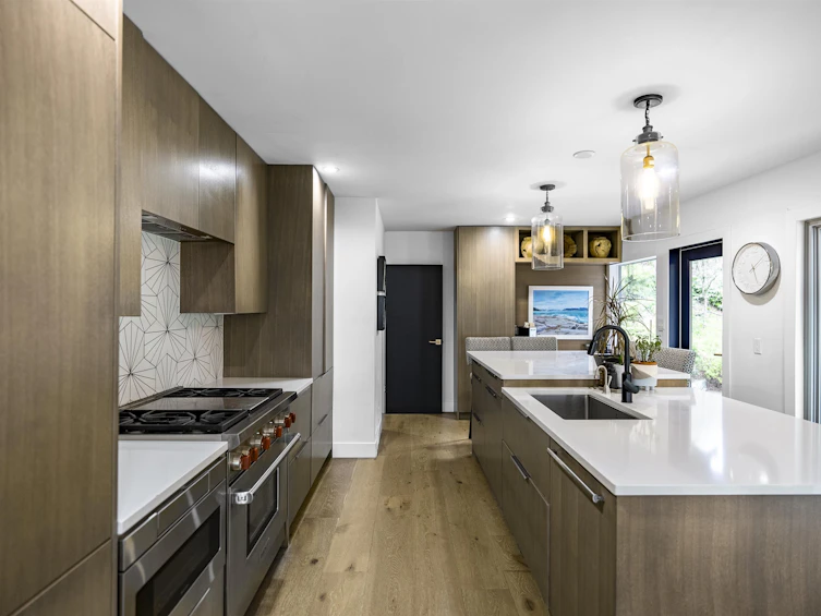 1715 Rosebery Avenue, West Vancouver, BC, V7V 2Z5 - 12