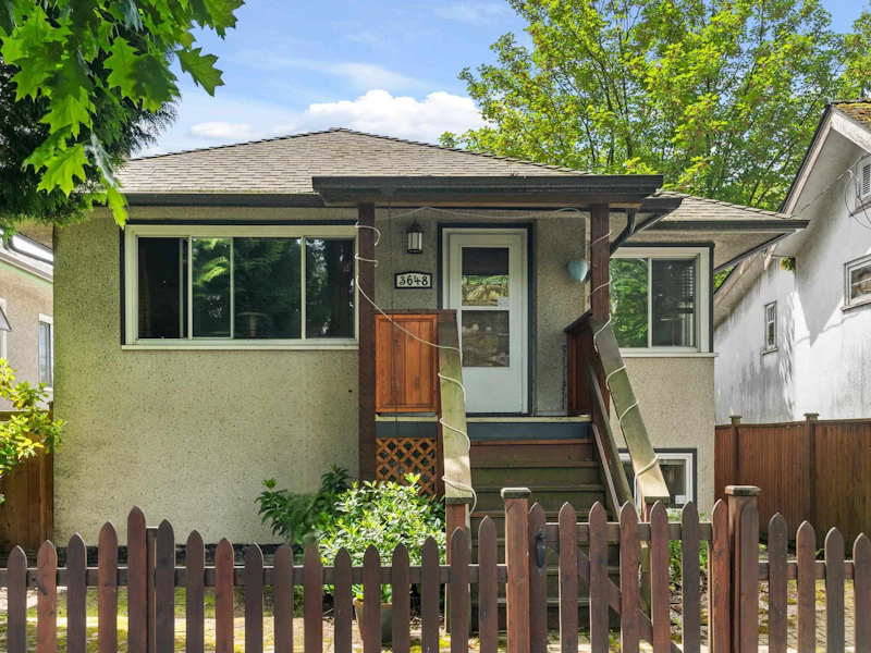 3648 Turner Street, Vancouver BC V5K 2J3