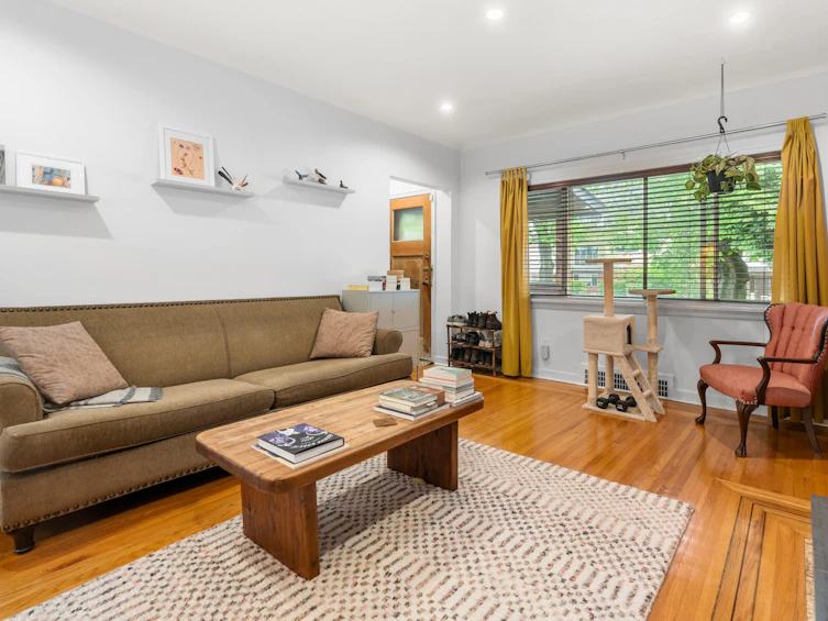 3648 Turner Street, Vancouver, BC, V5K 2J3 - 4