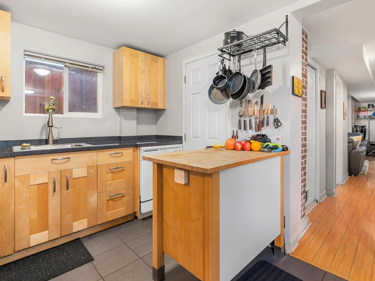 3648 Turner Street, Vancouver, BC, V5K 2J3 - 19