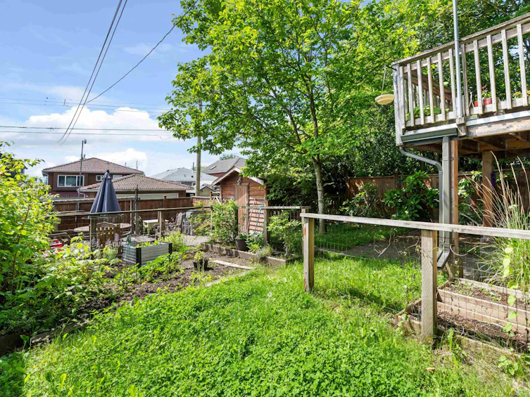 3648 Turner Street, Vancouver, BC, V5K 2J3 - 28