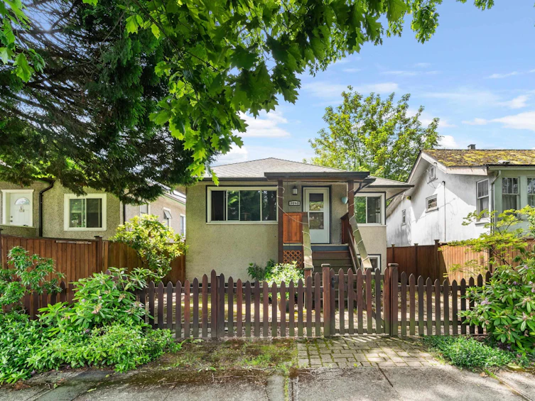 3648 Turner Street, Vancouver, BC, V5K 2J3 - 37