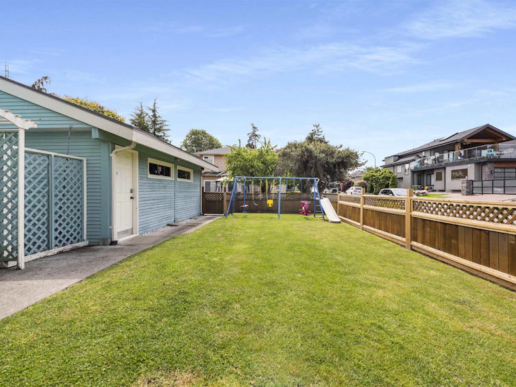 10940 Second Avenue, Richmond, BC, V7E 4M2 - 33