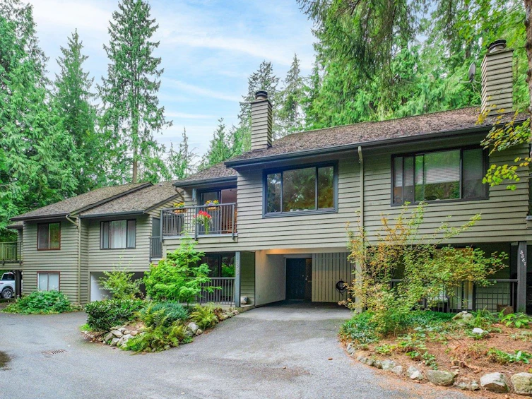 3385 William Avenue, North Vancouver, BC, V7K 1Z7 - 2
