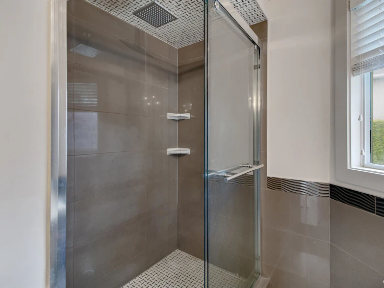 13409 14 Avenue, Surrey, BC, V4A 9B7 - 33