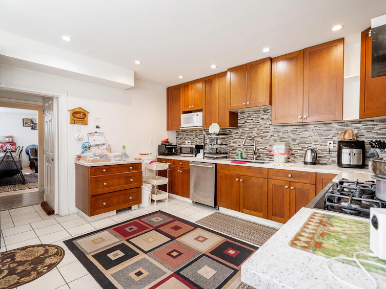 11505 Currie Drive, Surrey, BC, V3R 5S8 - 35