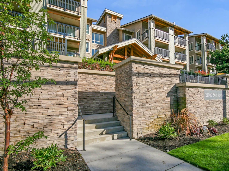 409-21009 56, Langley, BC, V3A 0C9 - 23