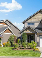 35985 Emily Carr Crescent