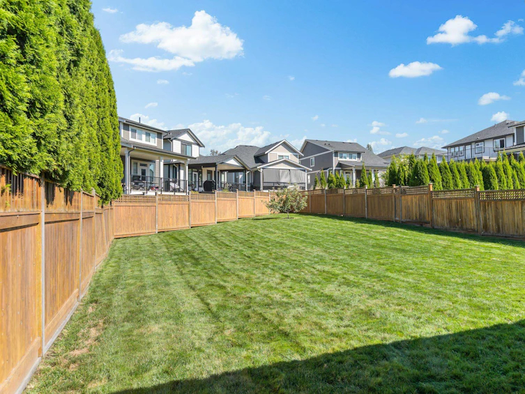 35985 Emily Carr Crescent, Abbotsford, BC, V3G 0E9 - 36