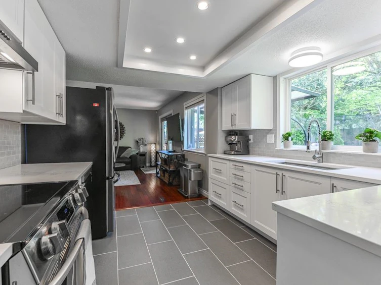 7939 138a Street, Surrey, BC, V3W 7E8 - 11