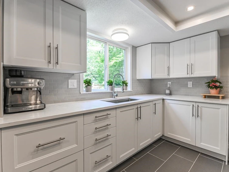 7939 138a Street, Surrey, BC, V3W 7E8 - 13