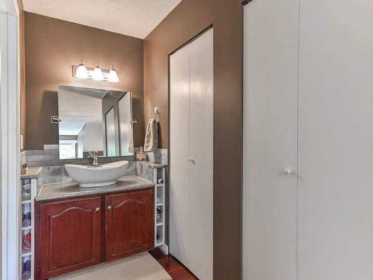 7939 138a Street, Surrey, BC, V3W 7E8 - 27