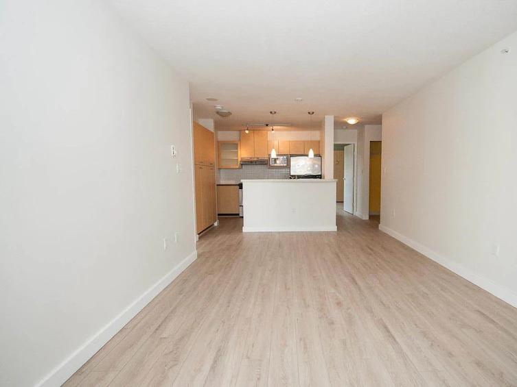607-124 West 1st Street, North Vancouver, BC, V7M 3N3 - 7