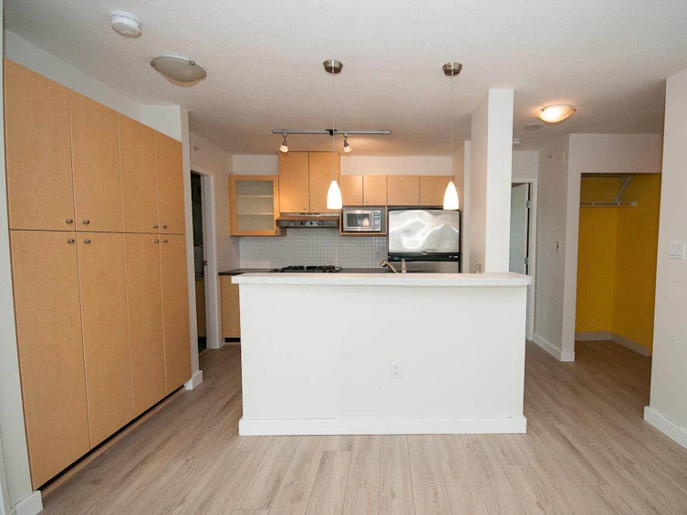 607-124 West 1st Street, North Vancouver, BC, V7M 3N3 - 8