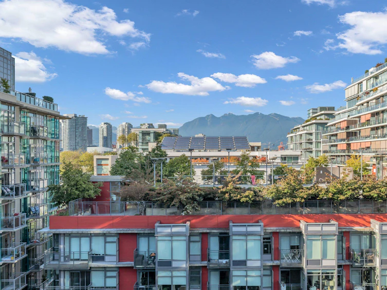 804-63 West 2nd Avenue, Vancouver, BC, V5Y 0G8 - 5
