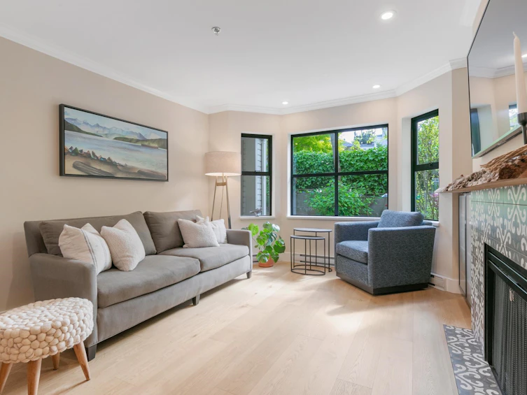 105-2405 W Broadway, Vancouver, BC, V6K 2E8 - 4