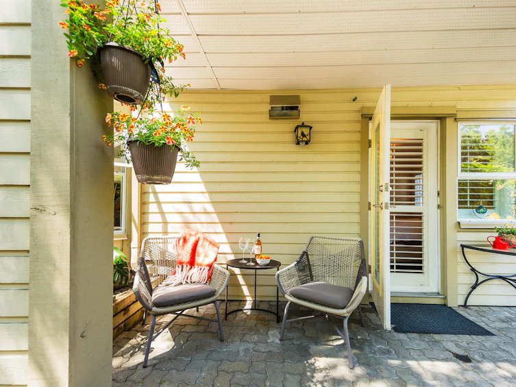 105-2405 W Broadway, Vancouver, BC, V6K 2E8 - 37