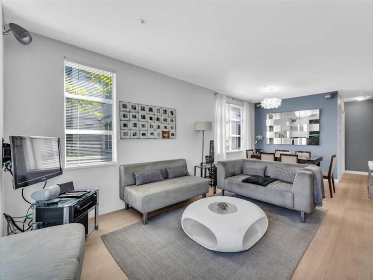 305-2575 West 4th Avenue, Vancouver, BC, V6K 1P5 - 5