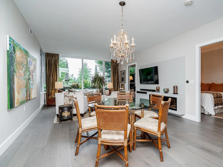 212-6333 West Boulevard, Vancouver, BC, V6M 0C1 - 6
