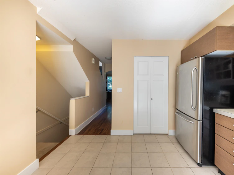 83-15833 26, Surrey, BC, V3S 2X5 - 24