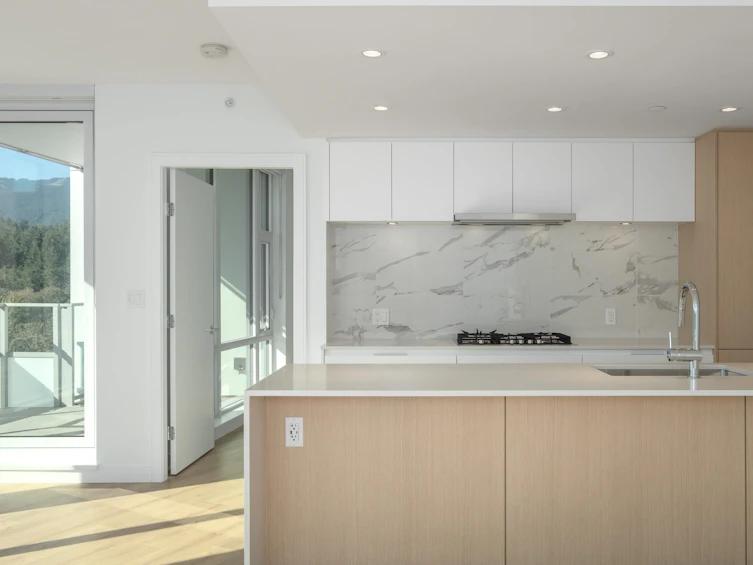 1207-1500 Fern Street, North Vancouver, BC, V7J 0E6 - 9