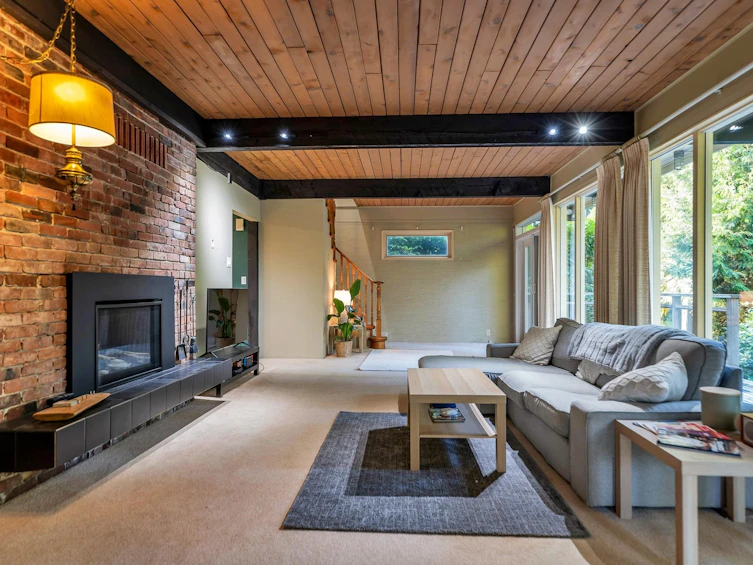 5765 Larson Place, West Vancouver, BC, V7W 1S5 - 9