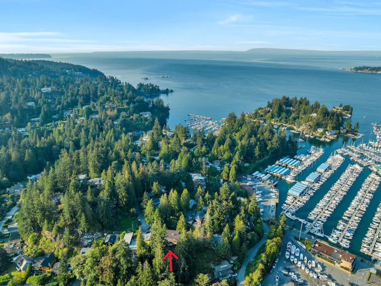 5765 Larson Place, West Vancouver, BC, V7W 1S5 - 39