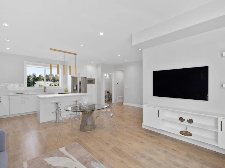 70-1639 162, Surrey, BC, V4A 4Y1 - 3