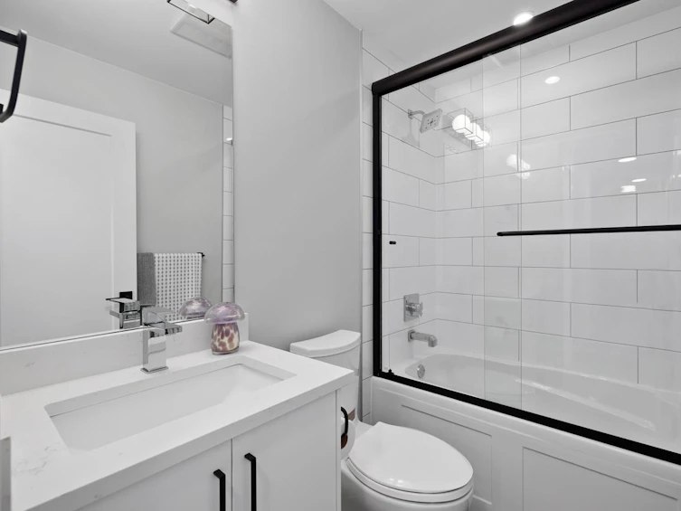 70-1639 162, Surrey, BC, V4A 4Y1 - 14
