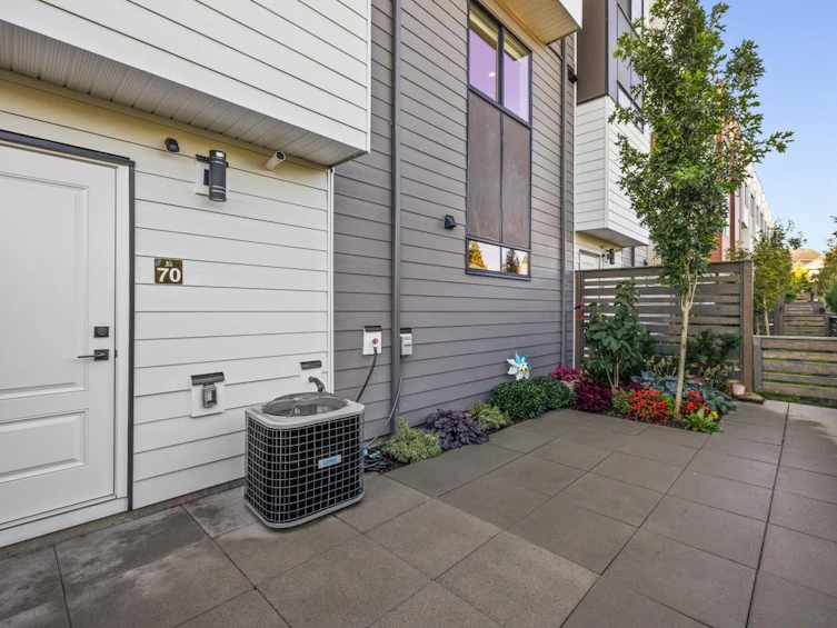 70-1639 162, Surrey, BC, V4A 4Y1 - 19