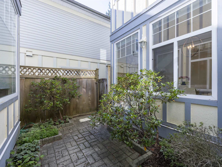 3280 Chartwell Grn, Coquitlam, BC, V3E 3M9 - 4