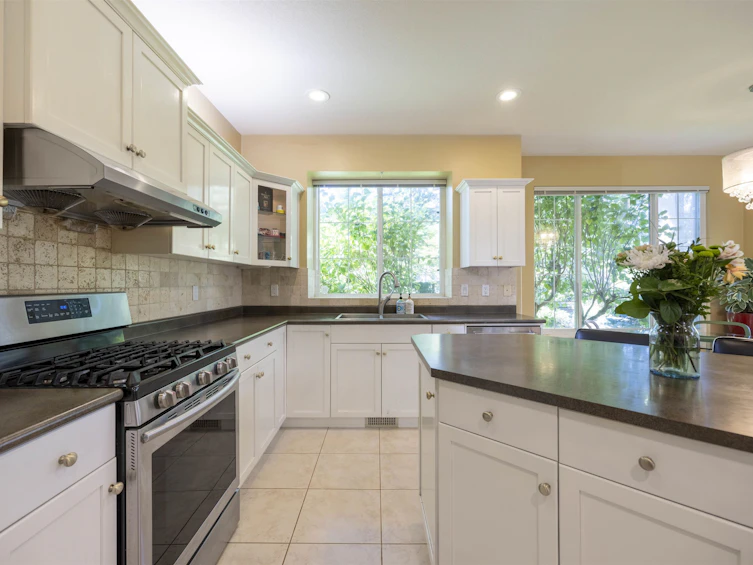 3280 Chartwell Grn, Coquitlam, BC, V3E 3M9 - 15