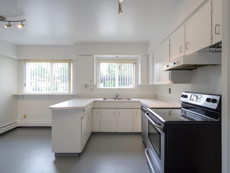5860 48a Avenue, Delta, BC, V4K 1Y4 - 7