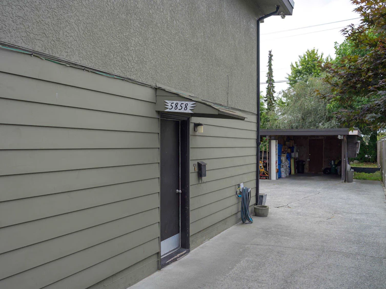 5860 48a Avenue, Delta, BC, V4K 1Y4 - 36