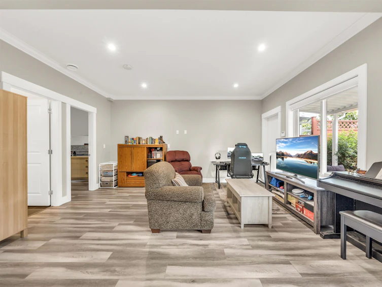 6664 Salisbury Avenue, Burnaby, BC, V5E 2Z1 - 7