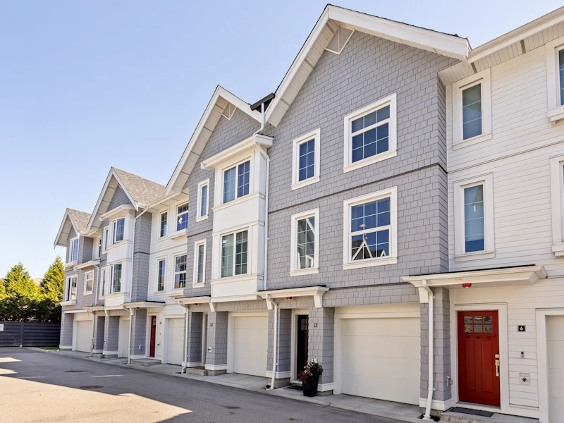 5 - 2560 Pitt River Road, Port Coquitlam BC