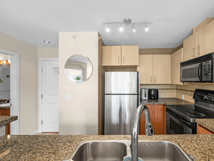 435-5700 Andrews Road, Richmond, BC, V7E 6N7 - 11