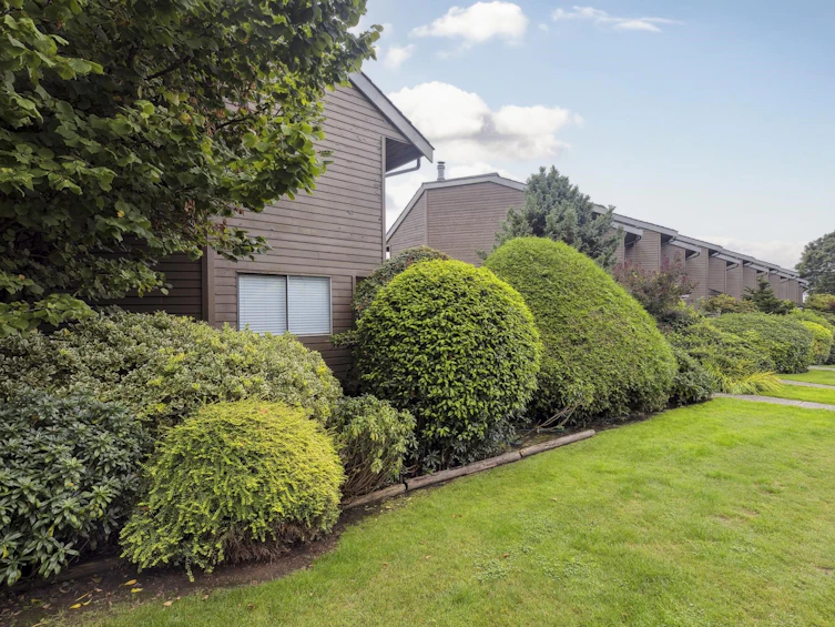 8-251 West 14th Street, North Vancouver, BC, V7M 1P4 - 35