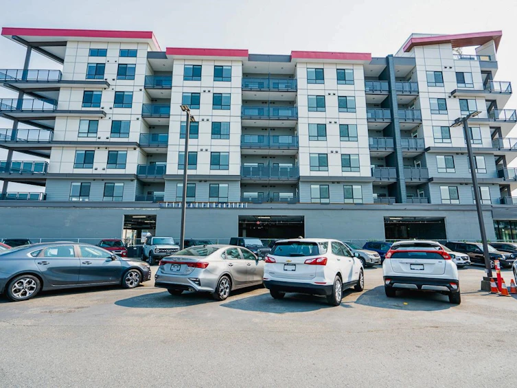 410-20061 Fraser Highway, Langley, BC, V3A 4E4 - 40