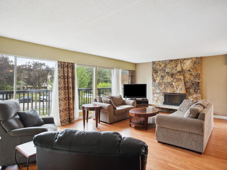 2425 Trinity Street, Vancouver, BC, V5K 1C9 - 6