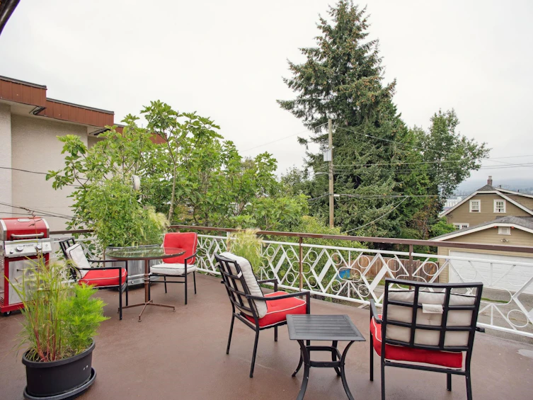 2425 Trinity Street, Vancouver, BC, V5K 1C9 - 16
