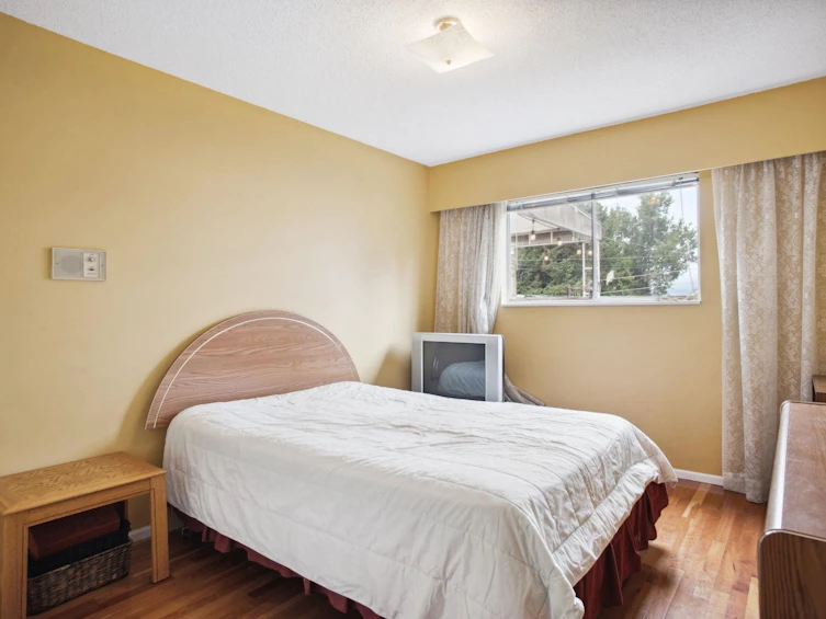 2425 Trinity Street, Vancouver, BC, V5K 1C9 - 21