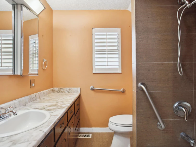 2425 Trinity Street, Vancouver, BC, V5K 1C9 - 22