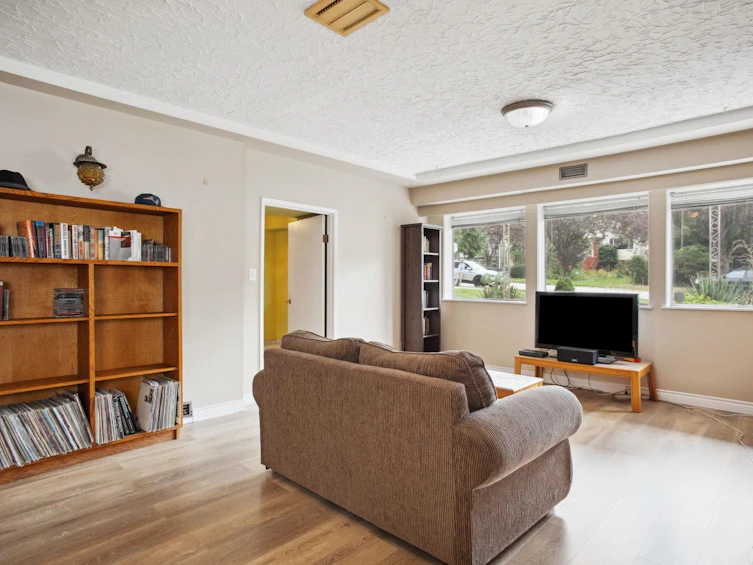 2425 Trinity Street, Vancouver, BC, V5K 1C9 - 26
