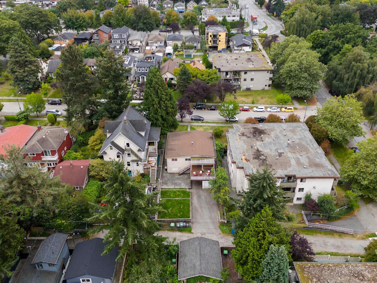 2425 Trinity Street, Vancouver, BC, V5K 1C9 - 30